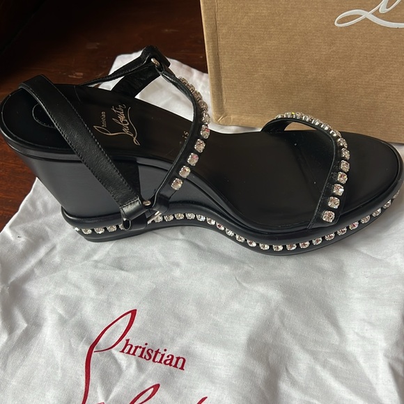 Louboutin Shoes - platform shoes - Picture 2 of 7